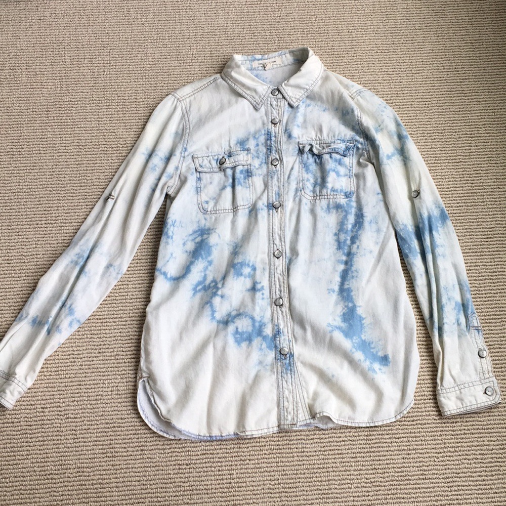 Acid wash button up